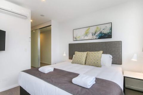 Luxurious 2 Bedroom Brand New Apartment With Amazing Hinterland Views - Accommodation Port Macquarie 0