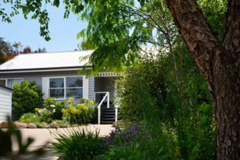 Christelle Cottage - Tweed Heads Accommodation 0
