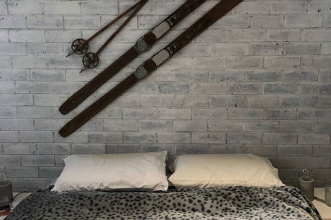 Hotham 1 Bed Apt 15 Available - Holiday Perth 3