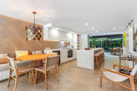 Hidden Treasure Little Cove - Accommodation in Bendigo 3