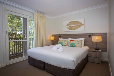 Villa Boronia - Accommodation Newcastle 6