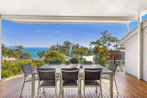 Nunkeri 5 Kerrie Close Stunning House With Fabulous Views Linen WIFI & Air Conditioning - Accommodation Ballina 0