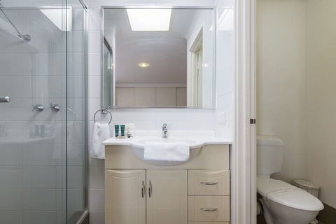 Gold Sands Beach Apartment - Accommodation Broken Hill 6