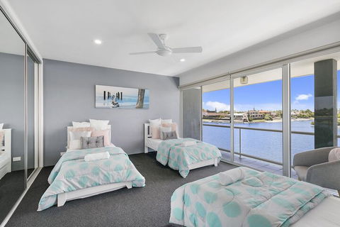 Havana Blue - Large 4 Bedroom Home - Accommodation Port Macquarie 4