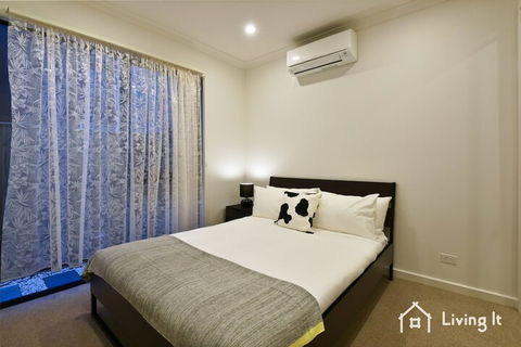 Tomkins Townhouse - NT Tourism 3