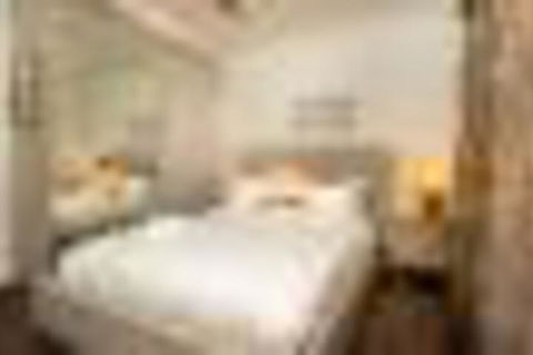 Glenelg Hidden Oasis Large Theatre Room FOXTEL Free Wifi Games Ground Floor Home - Yamba Accommodation 6