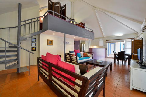 Osprey Holiday Village Unit 112 Vibrant 3 Bedroom Holiday Villa With A Pool In The Complex - Victoria Tourism 6