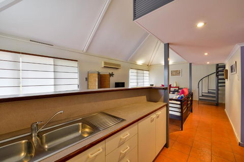 Osprey Holiday Village Unit 112 Vibrant 3 Bedroom Holiday Villa With A Pool In The Complex - Victoria Tourism 5