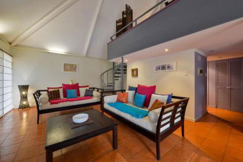 Osprey Holiday Village Unit 112 Vibrant 3 Bedroom Holiday Villa With A Pool In The Complex - Victoria Tourism 0