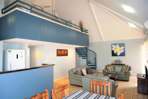 Osprey Holiday Village Unit 115 Idyllic 3 Bedroom Holiday Villa With A Pool In The Complex - WA Accommodation 0