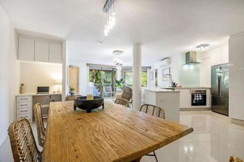 Stroll To The Surf & Sand Little Cove - Tweed Heads Accommodation 3