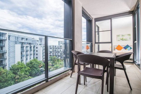 Bright & Modern! 2bed 2bath APT With Parking - Northern Rivers Accommodation 4
