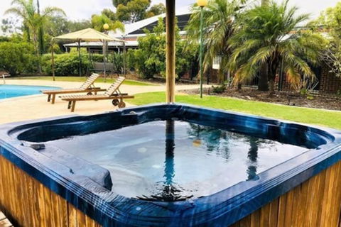 Dunsborough Central Motel - Accommodation Ballina 1