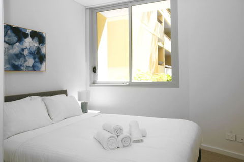 Top Notch 1 Bedroom 201 CALIBRE - Victoria Tourism 6