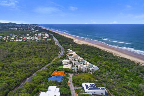 Stunning Beach Front Villa At Castaway Cove - Accommodation Ballina 1