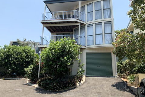 Stunning Beach Front Villa At Castaway Cove - Accommodation Ballina 2