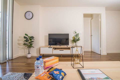 Perfect Accessible 1bed1bath Wolli Creek APT - Wagga Wagga Accommodation 5