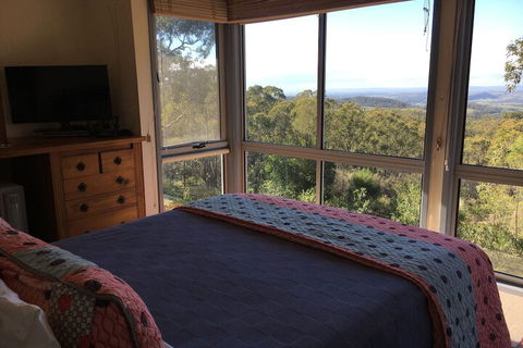 The Retreat Lodge - Accommodation Perth 5