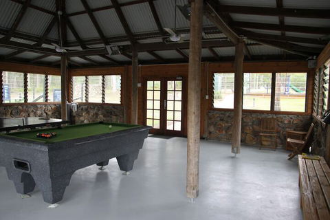 The Retreat Lodge - Accommodation Perth 6