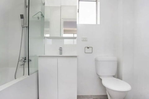 1 Bedroom Apartment By Bondi Beach - Holiday Melbourne 5