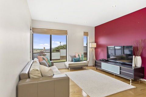 Ocean Views On Nicholson - Tourism Caloundra 3