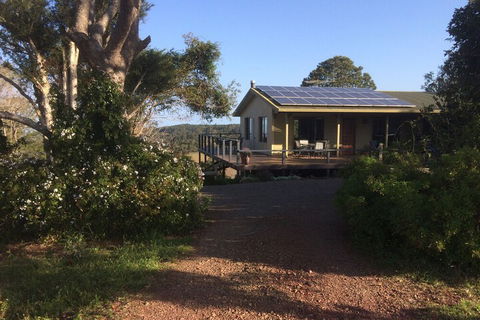 Maleny Mountain Retreat - Broome Tourism 1