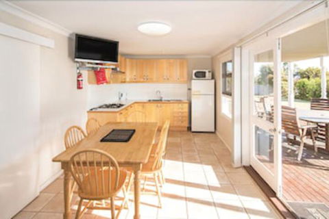 10 Ellis Street Apartment - Accommodation Find 1