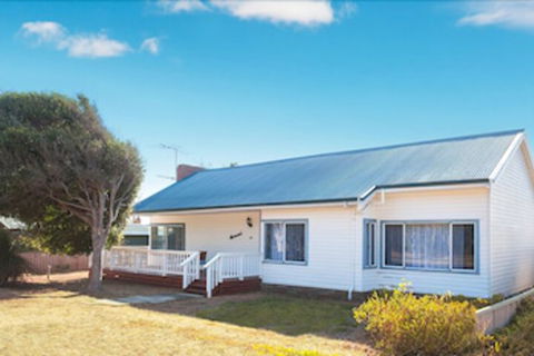 Sherwood - Accommodation Broken Hill 0