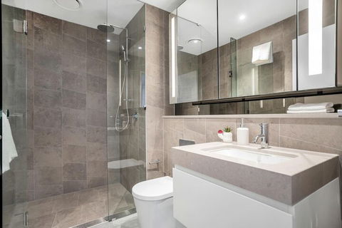 I02-china Town Luxury Service Apartment - Holiday Melbourne 2