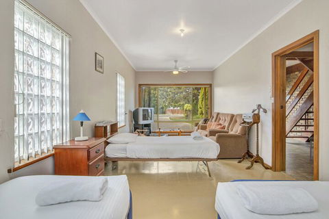 Silver Sands - Accommodation Brisbane 2