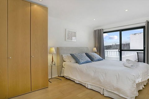 The Apartment Service SANT4 - Victoria Tourism 2
