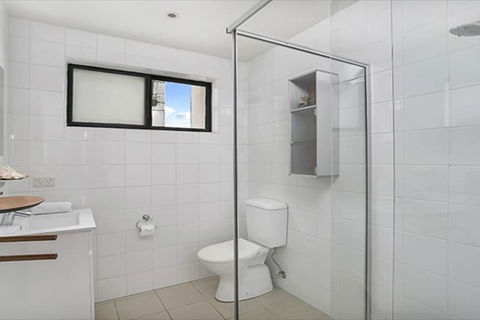 The Apartment Service SANT4 - Victoria Tourism 1