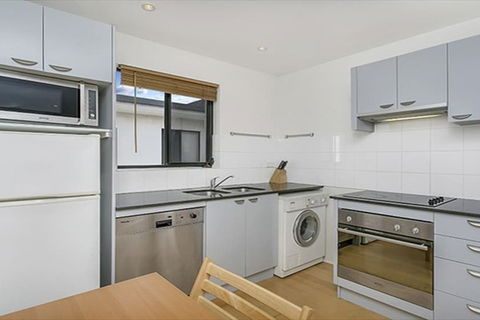 The Apartment Service SANT4 - Victoria Tourism 7