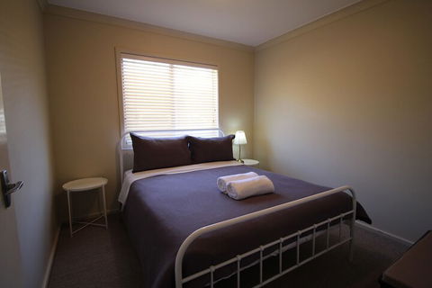 The White House - Victoria Tourism 5