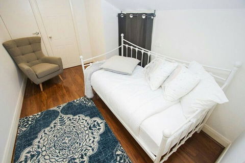 491 Crown - Hotel VIC 5