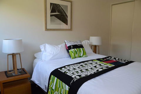 Fitzgeorge - Accommodation Newcastle 4