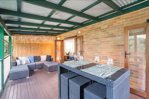 The Apartment Service CLOVY - Accommodation VIC 4
