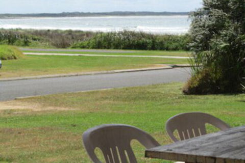 Jen's Beach House - Holiday Melbourne 2