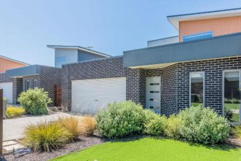 29 Birch Crescent Cowes - Lightning Ridge Tourism 2
