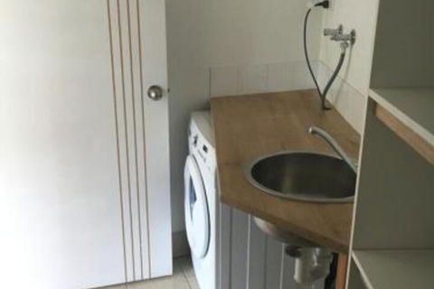 The Kite Beach House - Wagga Wagga Accommodation 3