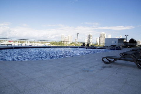 Pelicanstay In Southport Gold Coast - Mackay Tourism 6