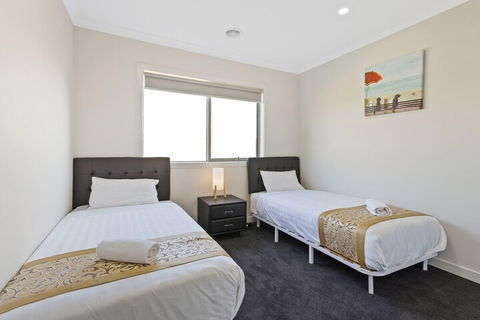 Point Cook Villas - Northern Rivers Accommodation 6