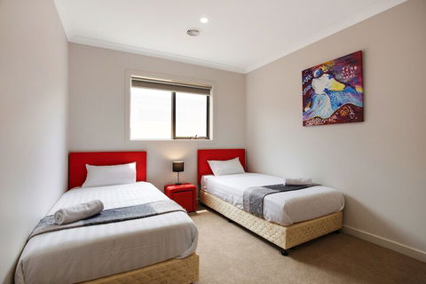 Point Cook Villas - Northern Rivers Accommodation 7
