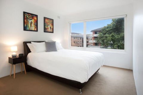Denham Daze (i677) - Holiday Melbourne 0