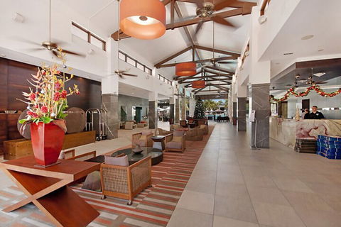 Sea Temple 132 - Luxury Studio - Yamba Accommodation 2