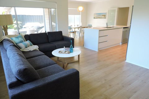 Contemporary Cove - Accommodation Ballina 2