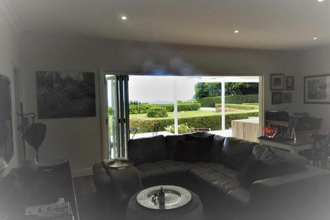Vue De Lumieres - Yamba Accommodation 6
