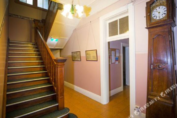 Abernethy House - thumb 2