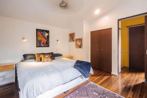 Runawaytomaleny - Yamba Accommodation 6