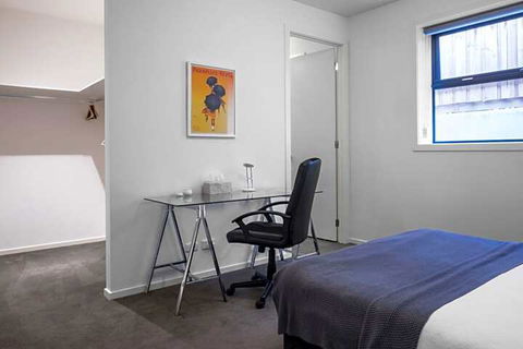 Roomerang At Lakeside Townhouse - Holiday Melbourne 1
